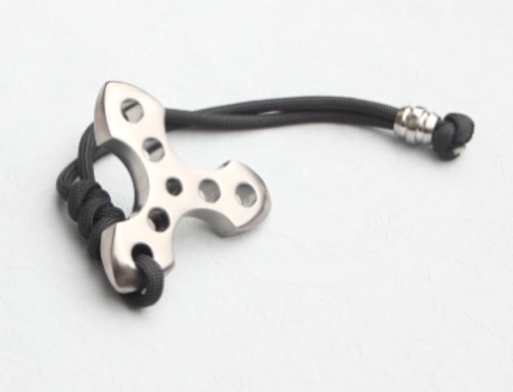 Amazon.co.jp: Apaeoflチタン 三角形キーホルダ 護身用 マルチーツール Amazon.co.jp: Apaeoflチタン 三角形キーホルダ 護身用 マルチーツール